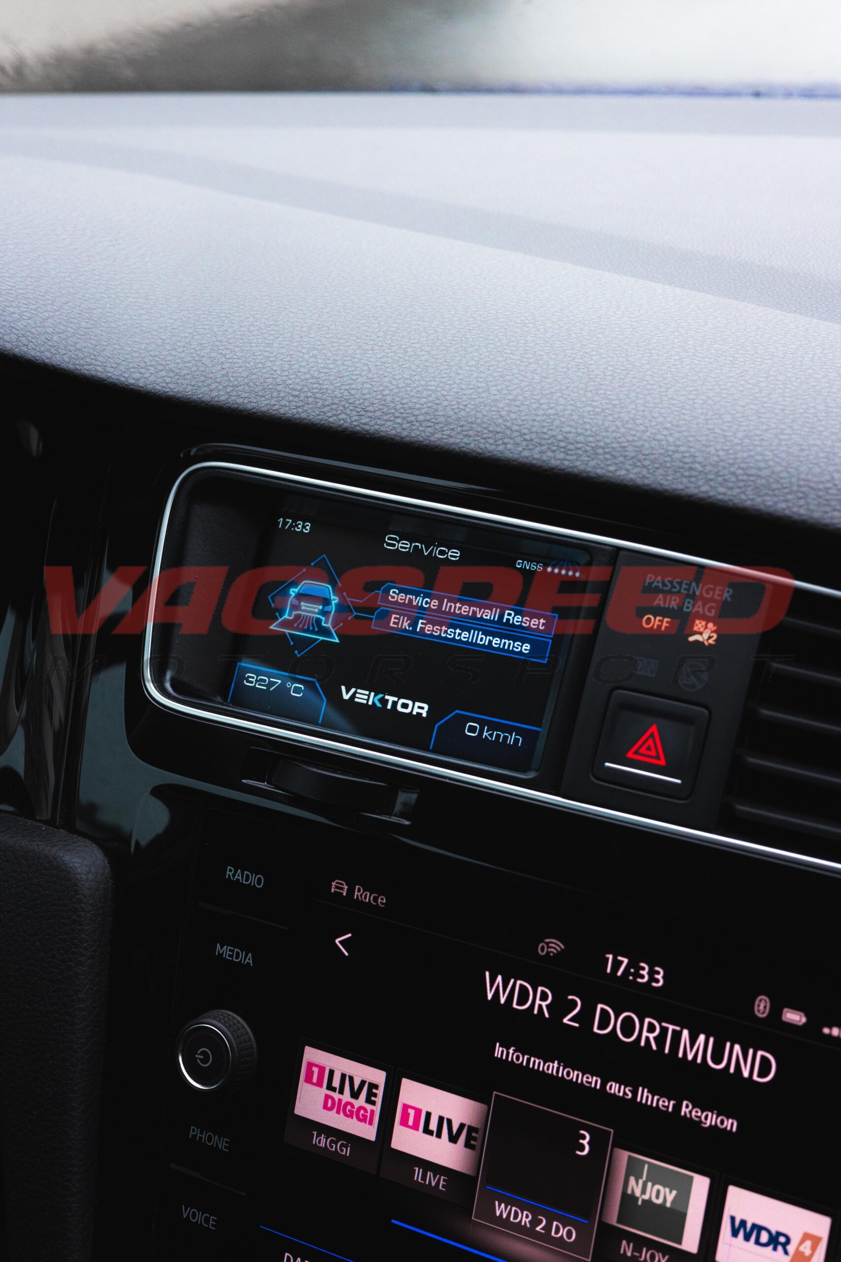 Pantalla Vektor Pro con unidad de control – VW Golf MK7