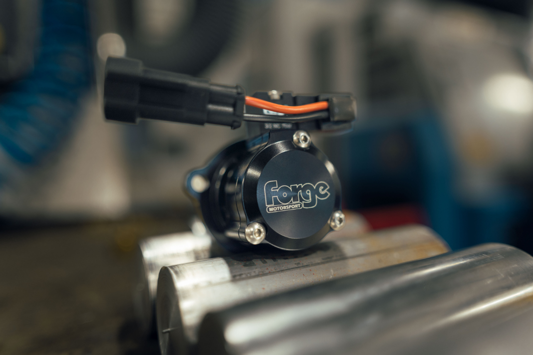 Válvula recirculación electrónica Forge – GR Yaris MK1|MK2