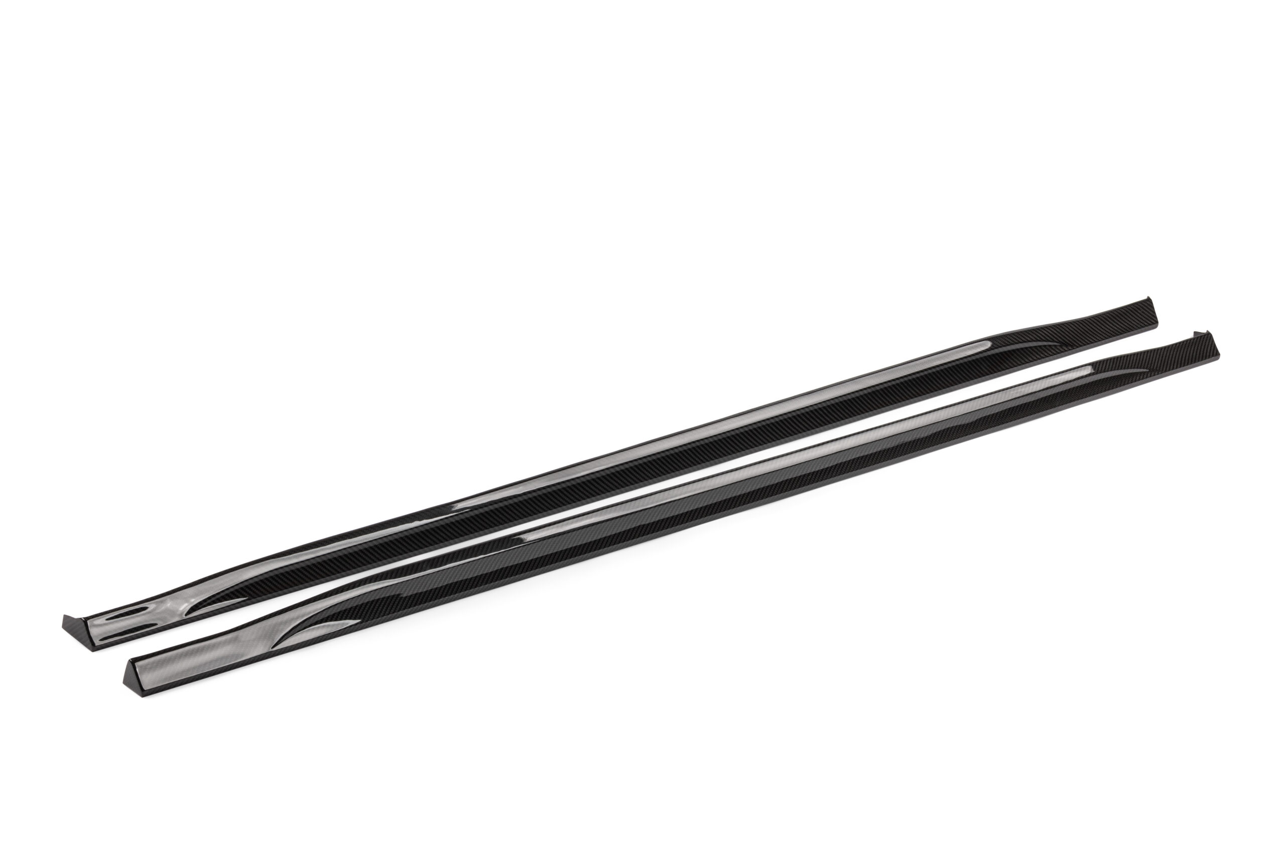 Faldones laterales de fibra de carbono APR (MK8 GTI)